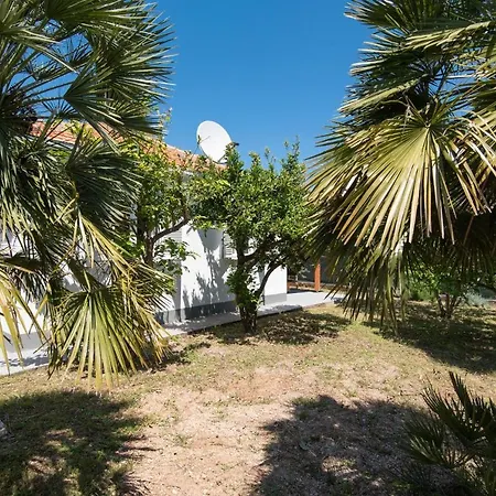 Nyaraló Little House